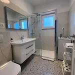 아파트 Coastal Comfort *