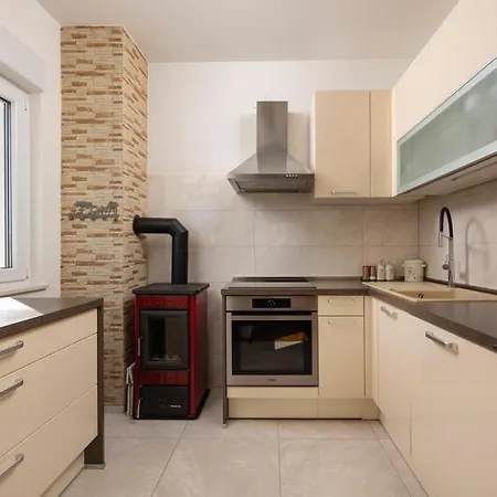Coastal Comfort Podstrana