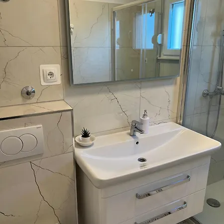 Coastal Comfort Апартаменти