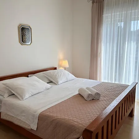Апартаменти Coastal Comfort *